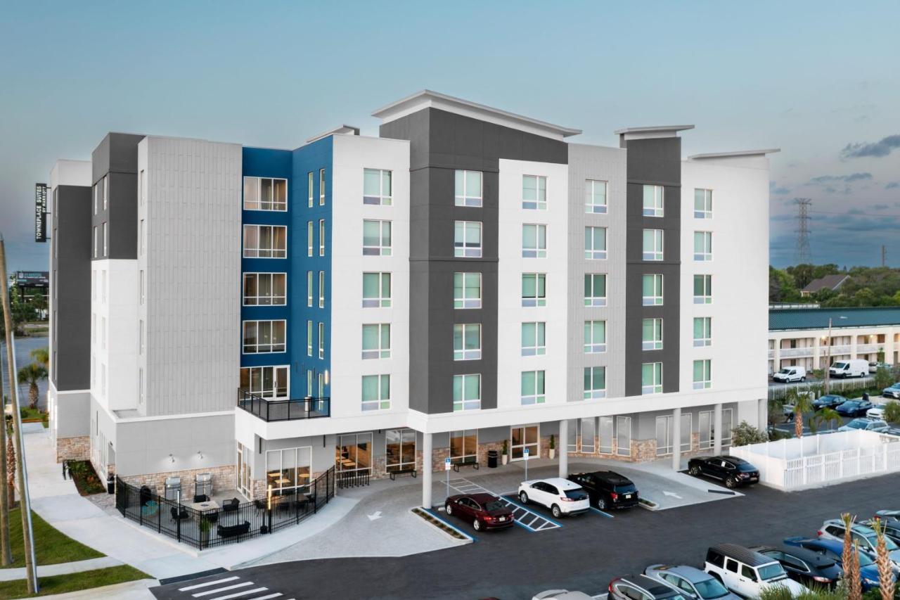 Towneplace Suites By Marriott Tampa Clearwater Exterior photo